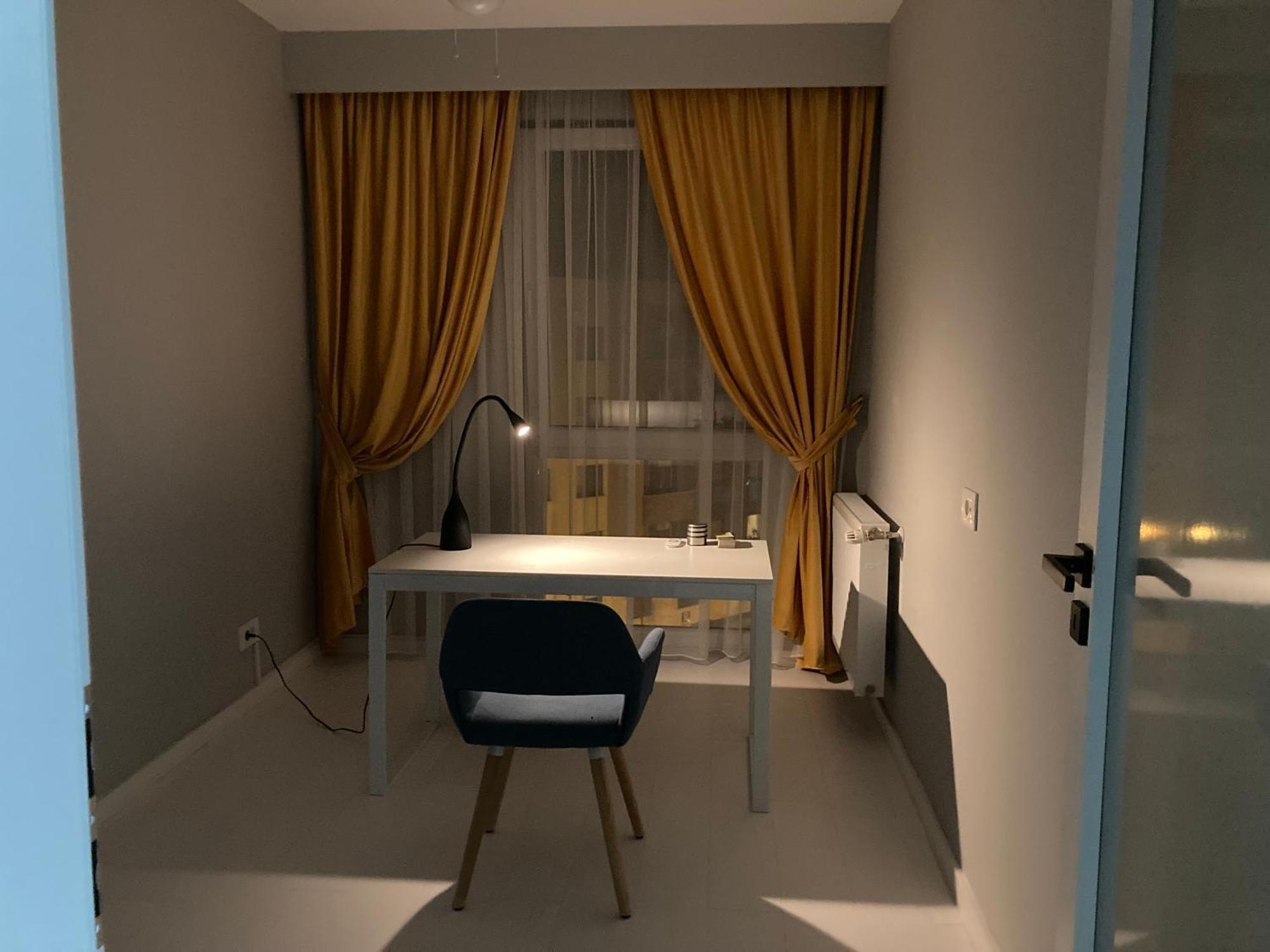 Apartamentul Max, Practic Si Confortabil ออราแด ภายนอก รูปภาพ