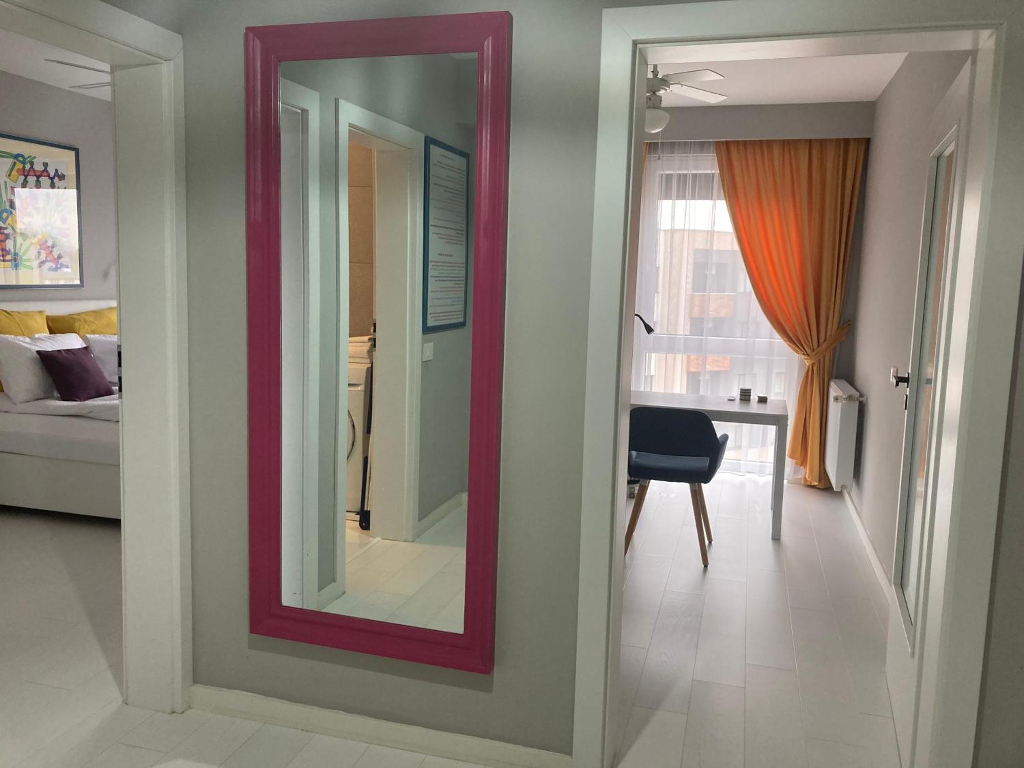 Apartamentul Max, Practic Si Confortabil ออราแด ภายนอก รูปภาพ